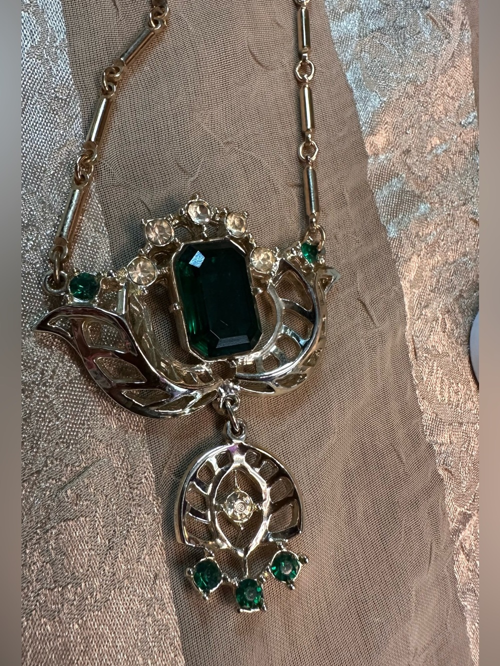 Gold-Tone Necklace with Deep Emerald Green Gemstone Accent